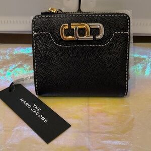 The Marc Jacobs J Link Black Leather Two Tone Mini Compact Zip Wallet